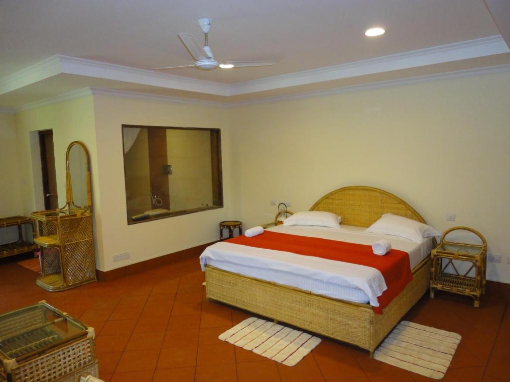 Deluxe Double or Twin Room with Balcony